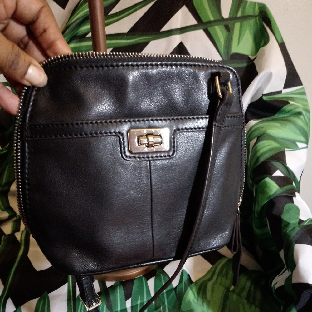 B Makowsky Turn Lock Leather Crossbody Bag   48